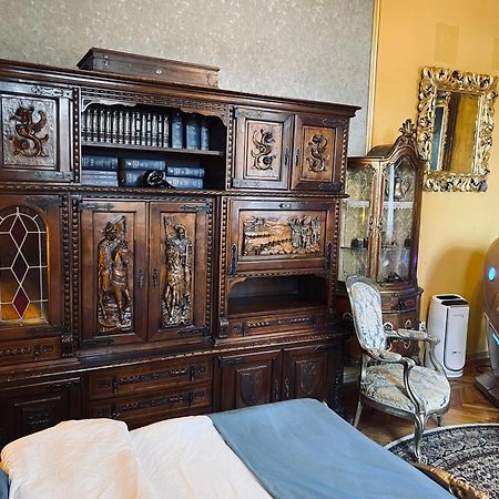 Classic Love Story In Old Cluj I エクステリア 写真